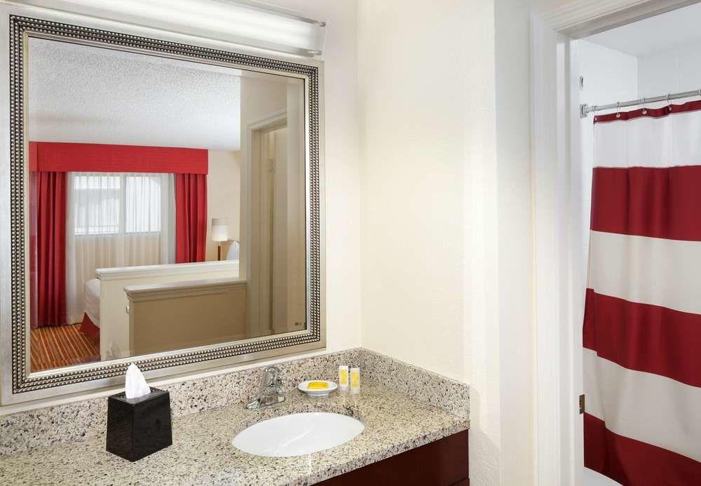 Residence Inn Boca Raton Bagian luar foto